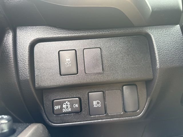 Used 2022 Red Toyota SR5 image 13