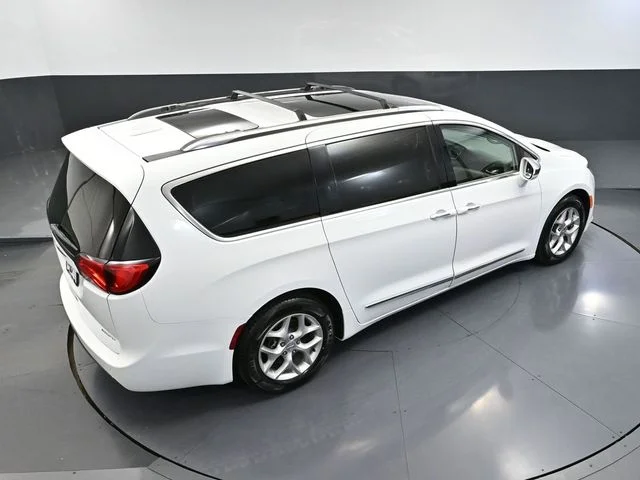 Used 2020 White Chrysler Limited image 59