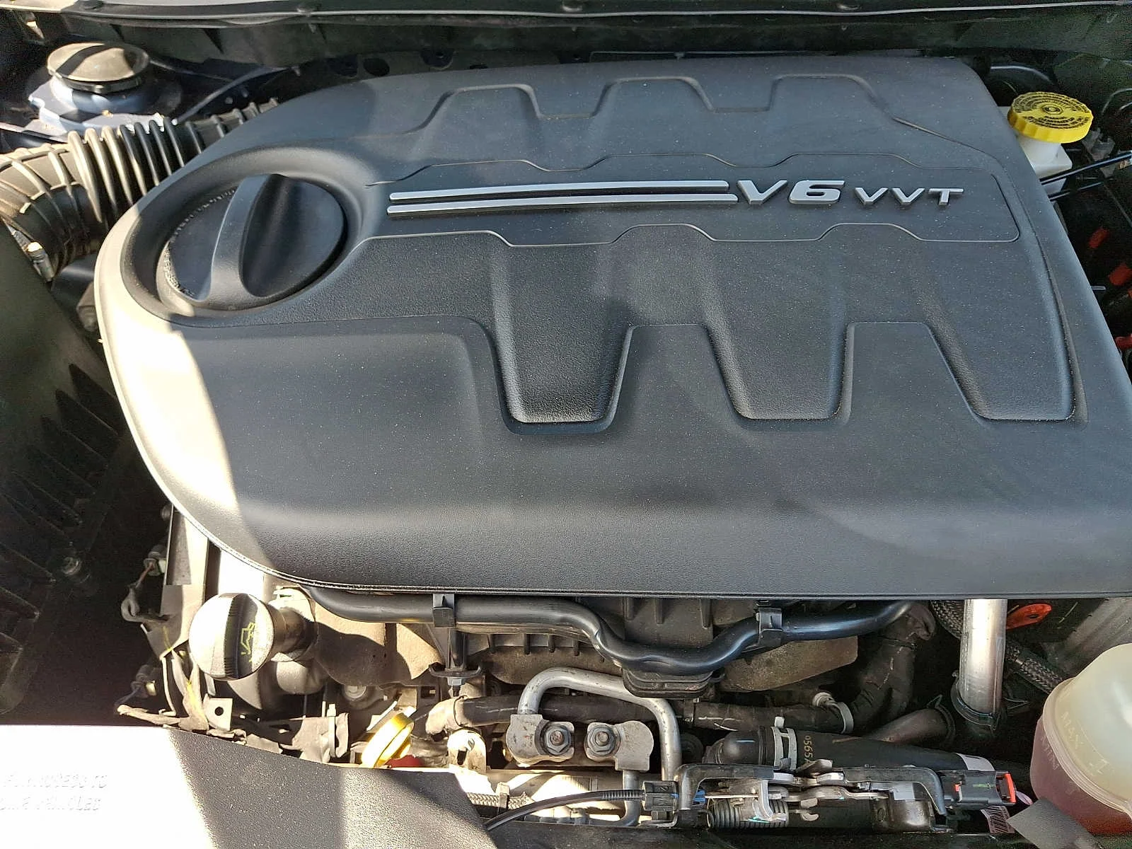 Used 2021 Slate Blue Pearlcoat Jeep Latitude Lux image 27