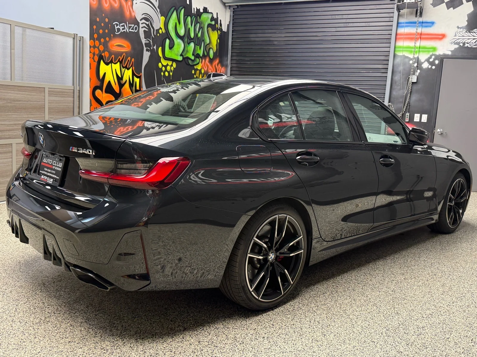 Used 2023 Black Sapphire Metallic (475) BMW M340i xDrive image 6