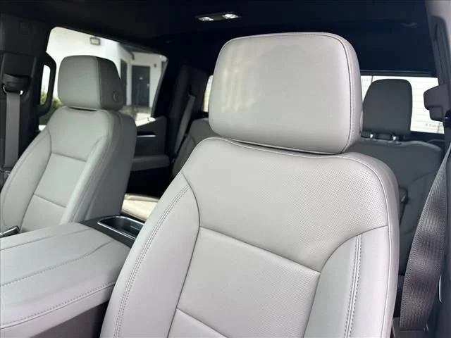2026 GMC Sierra 1500 SLT - Photo 30