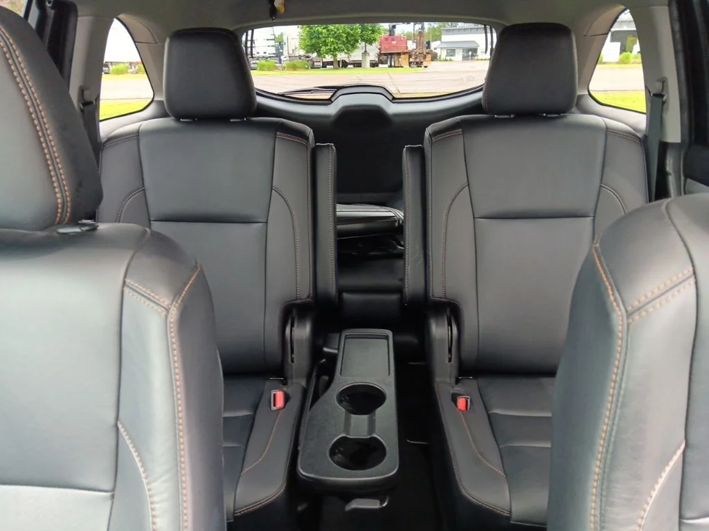 Used 2019 Shoreline Blue Pearl Toyota XLE image 42