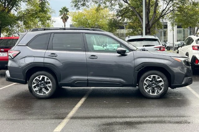 New 2026 MAGNETITE GRAY METALLIC Subaru Premium image 3