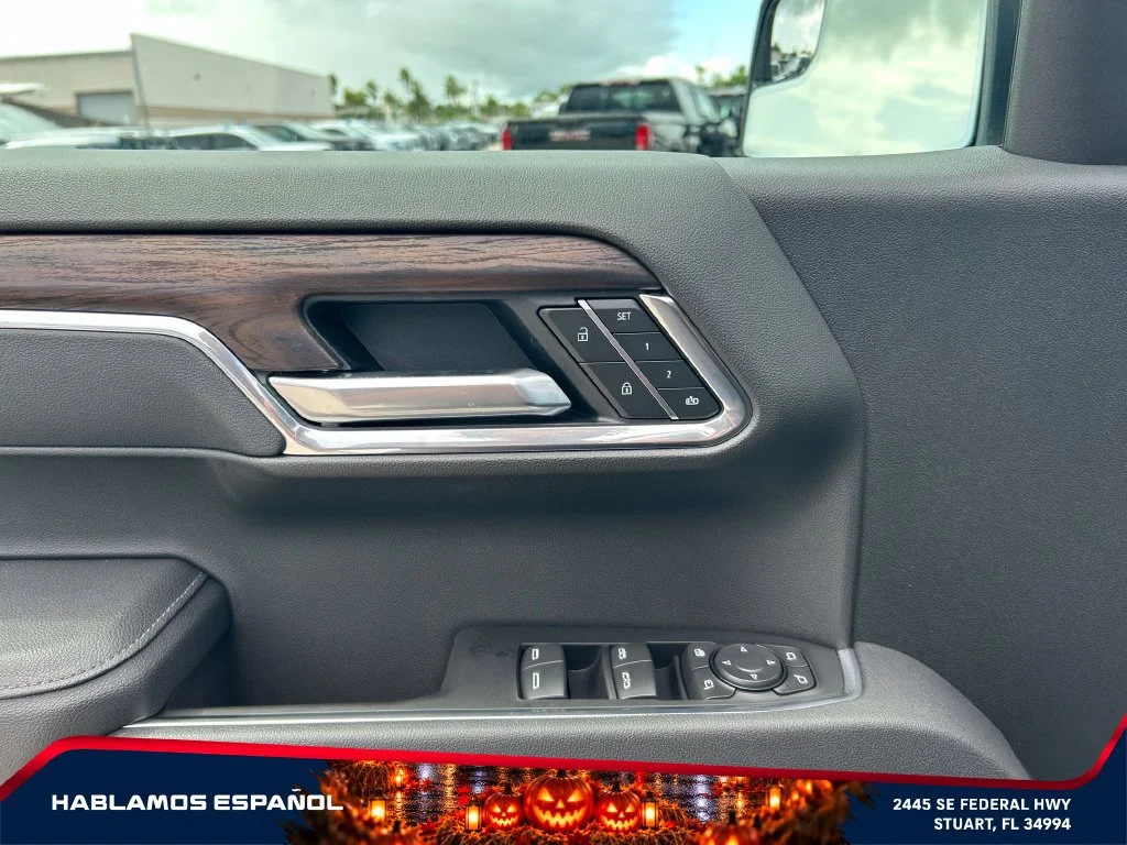 New 2026 Glacier White Tricoat GMC SLT image 22