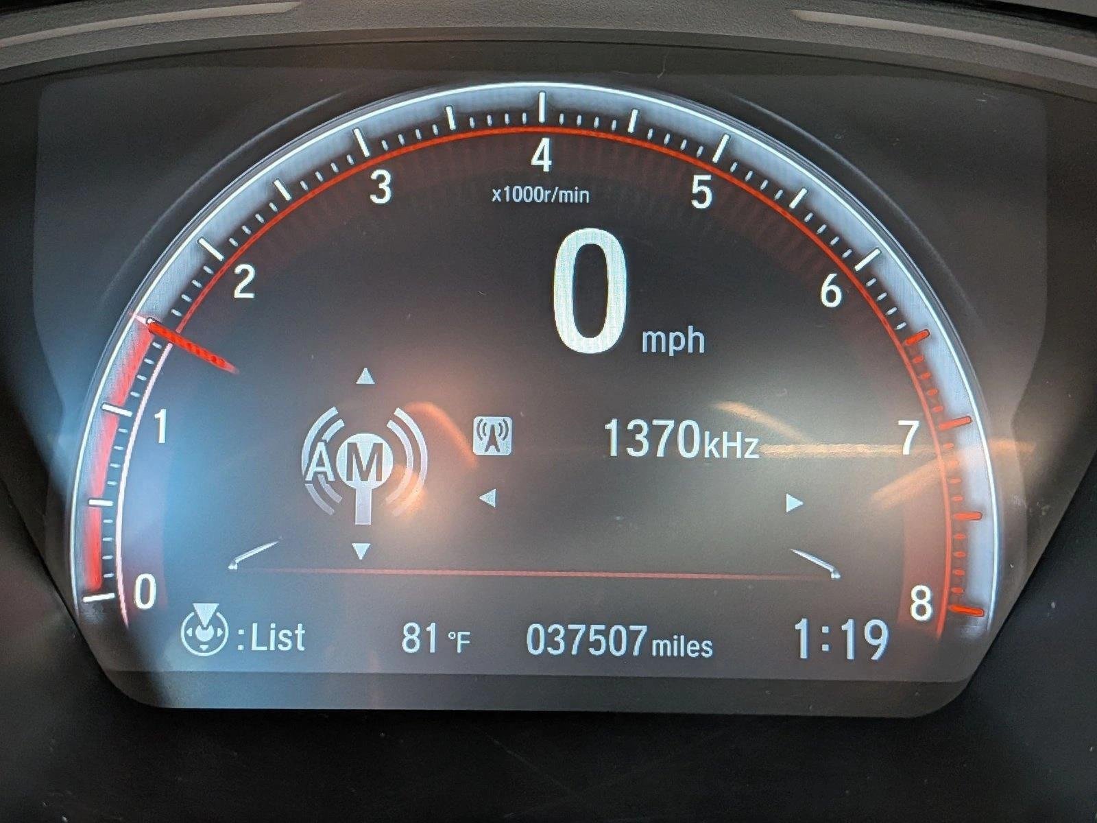Used 2019 Platinum White Pearl Honda  image 11