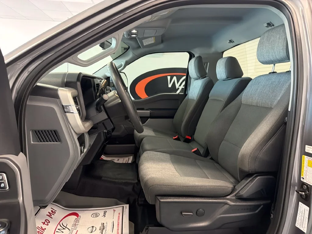 Used 2025 Gray Ford XLT image 11