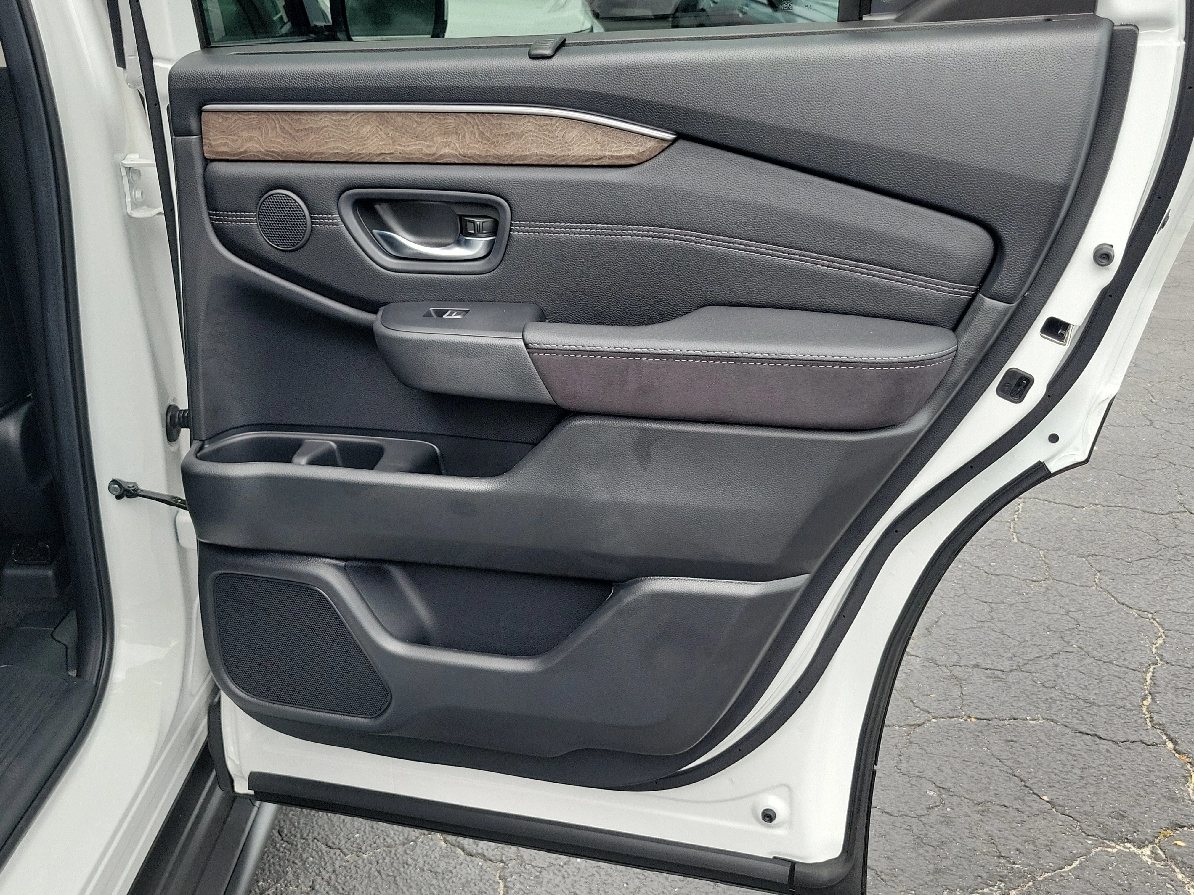 New 2026 Platinum White Pearl Honda Elite image 25