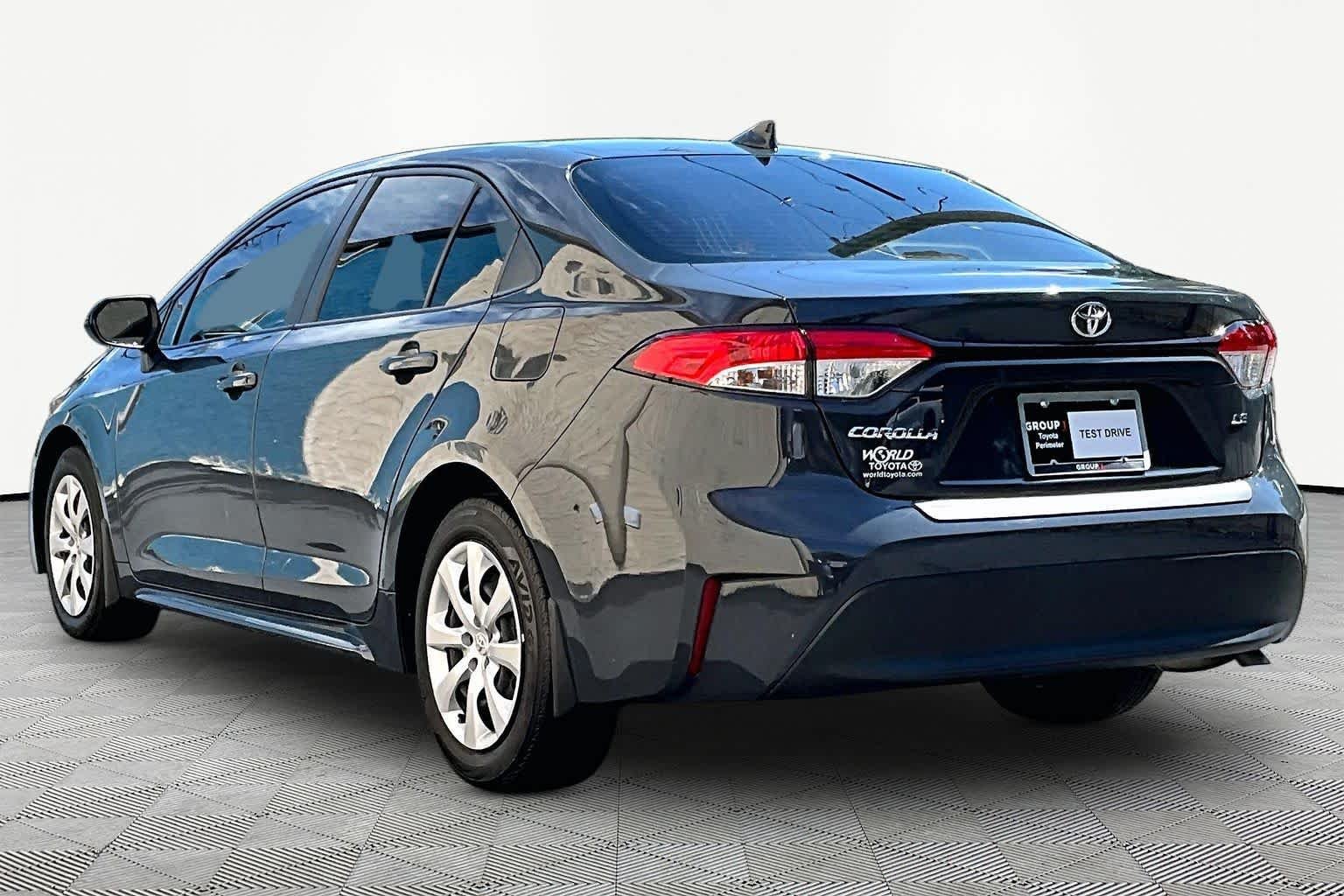 Used 2023 Underground Toyota LE image 12