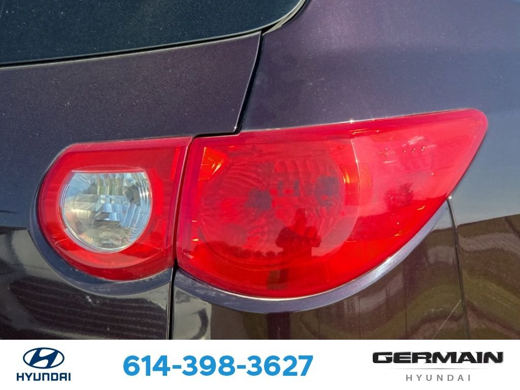 Used 2010 Red Chevrolet 2LT image 10