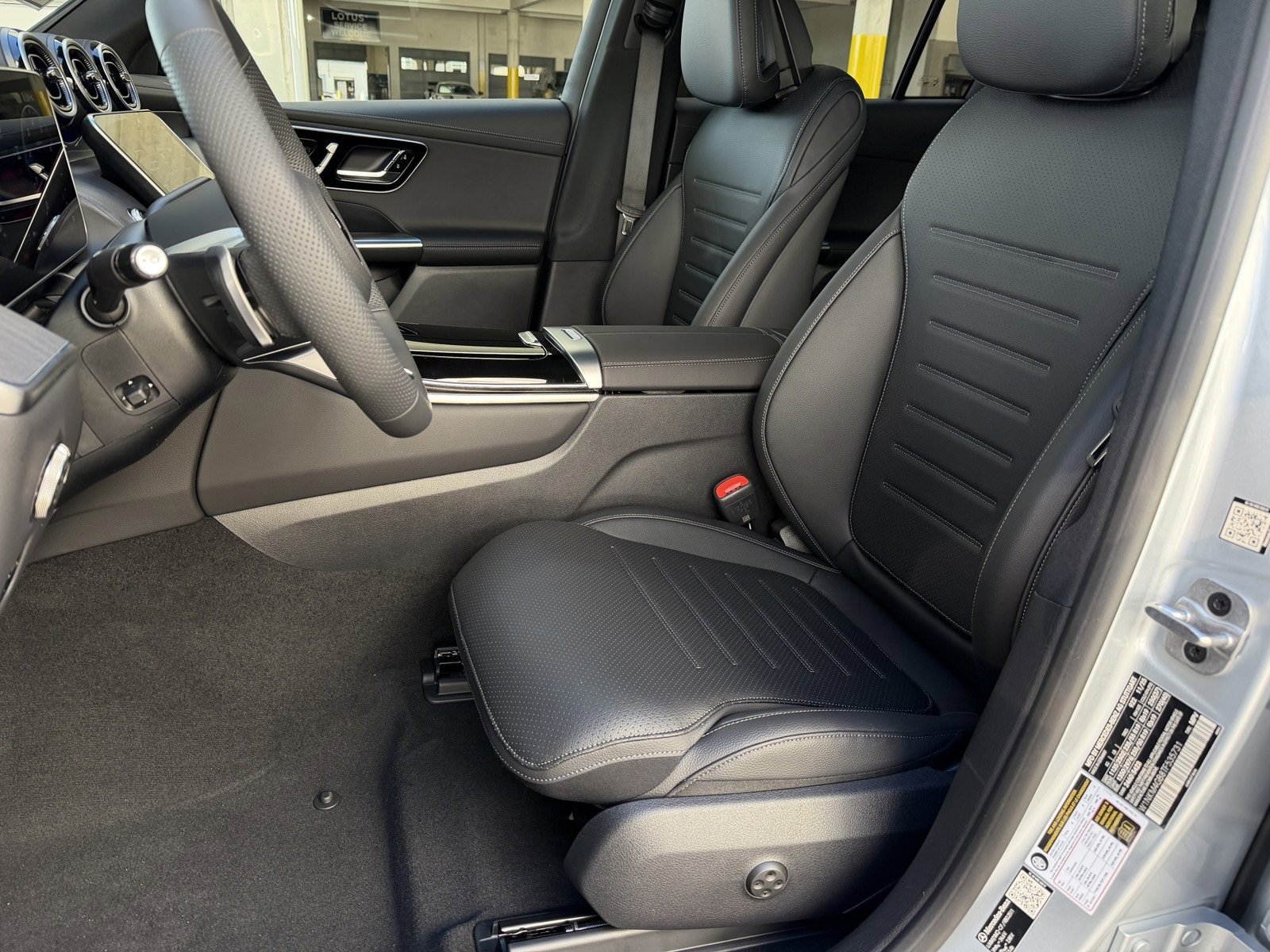 New 2026 Cirrus Silver Metallic Mercedes-Benz GLC 300 image 38