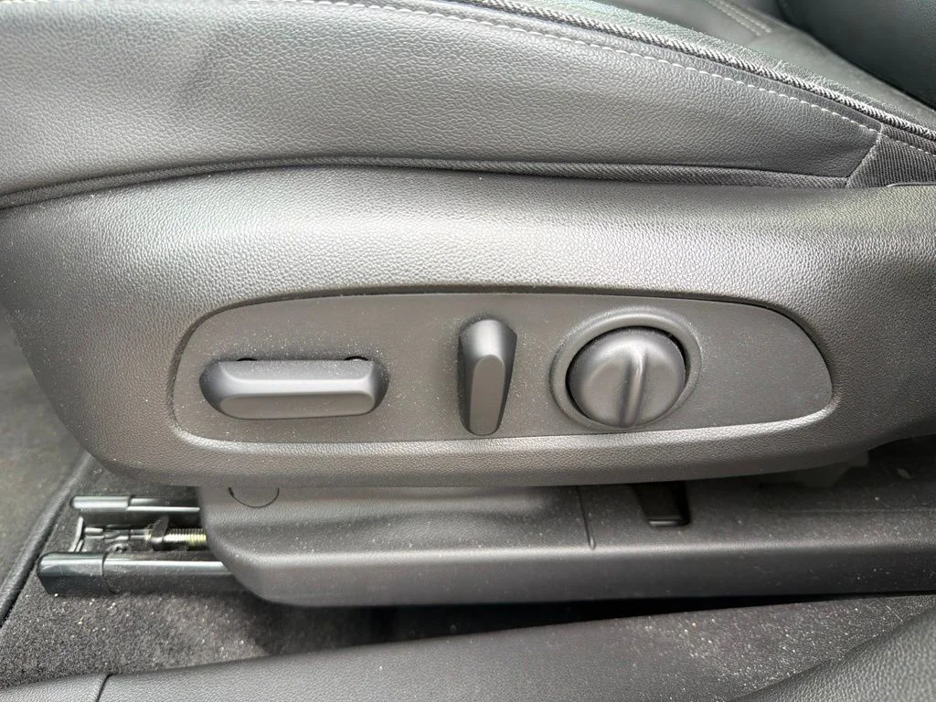 Used 2021 Gray Buick Essence image 13