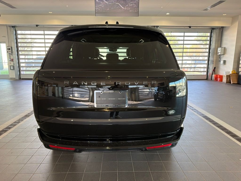 Used 2026 Black Land Rover SE image 4