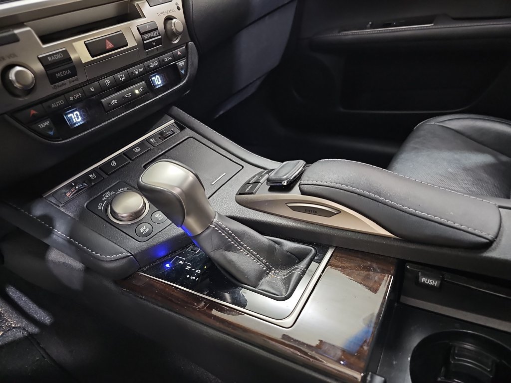Used 2016 Gray Lexus 300h image 27