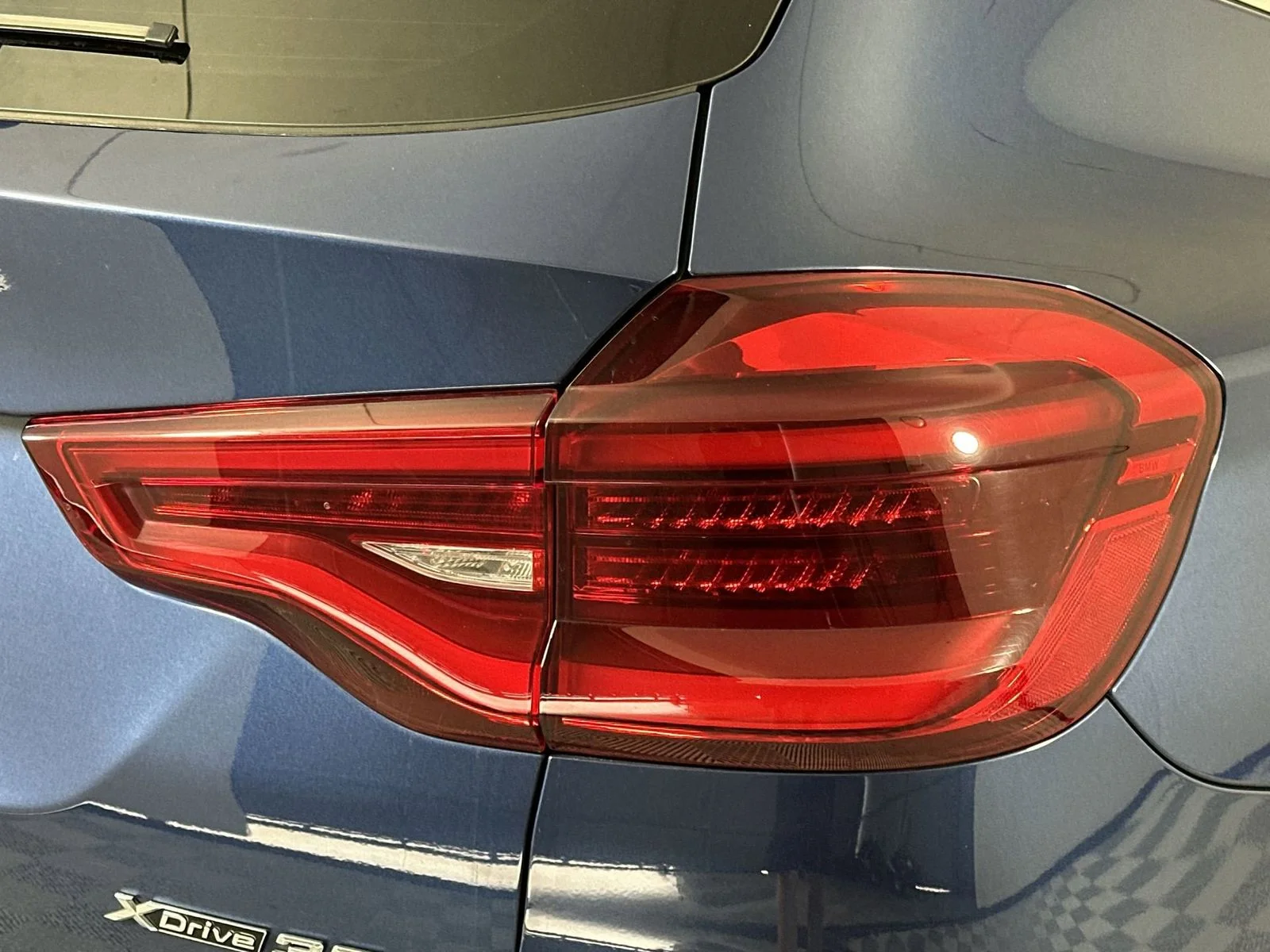 Used 2019 Blue BMW xDrive30i image 25