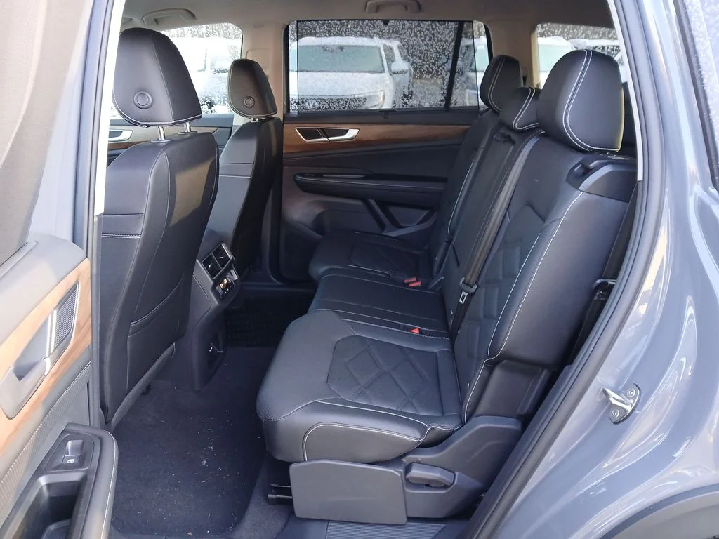 New 2025 Gray Volkswagen 2.0T SE w/Technology image 23
