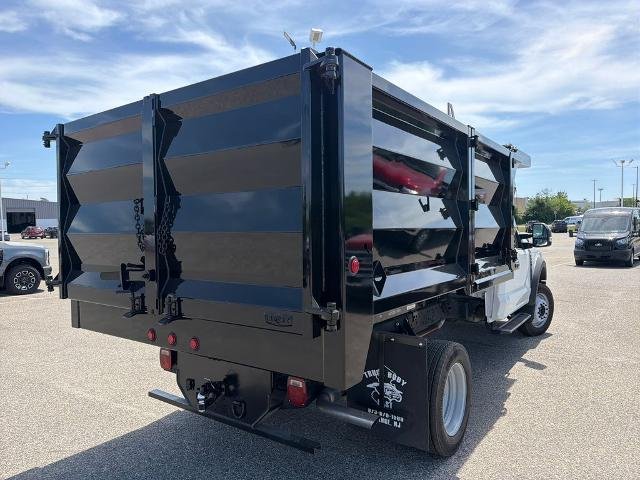 2025 Ford F-550 Super Duty Chassis Cab XL - Photo 38