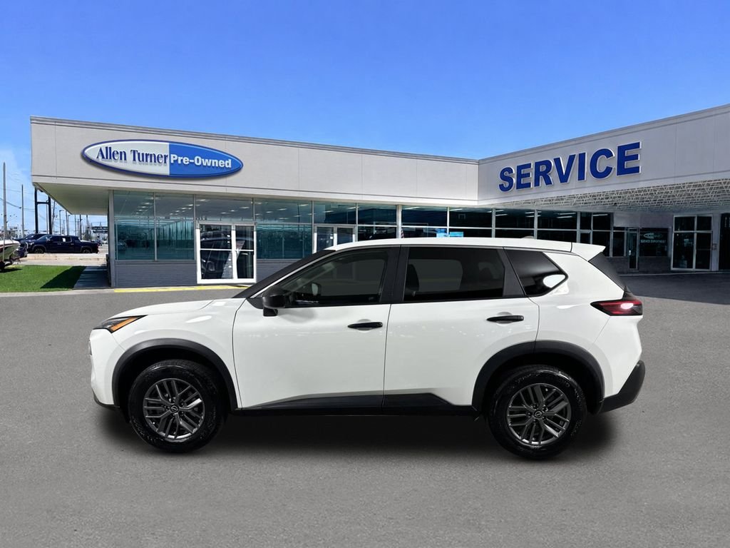 Used 2023 Glacier White Nissan S image 5