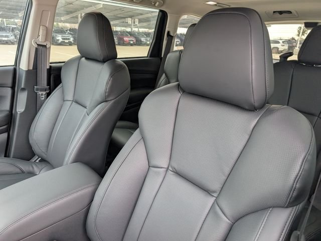 New 2026 CRYSTAL BLACK SILICA Subaru Onyx Edition Touring 7-Passenger image 7