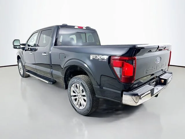 New 2026 Agate Black Metallic Ford XLT image 5