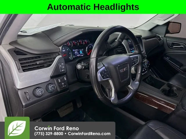 Used 2018 White Frost Tri-Coat GMC SLT image 9