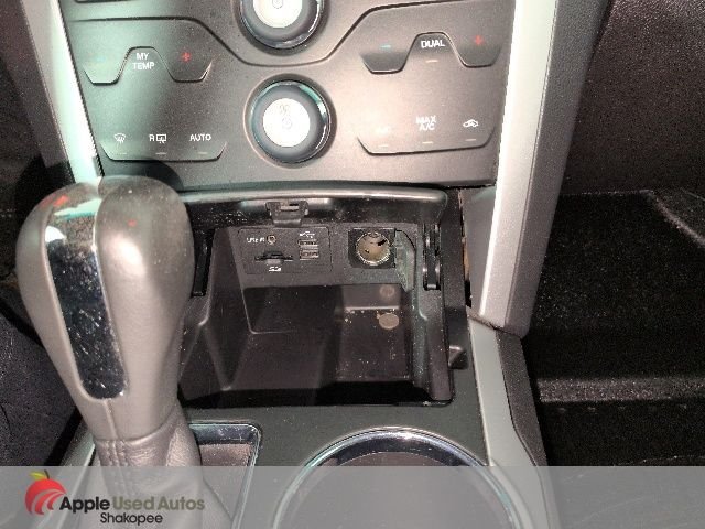 Used 2014 Black Ford XLT image 22