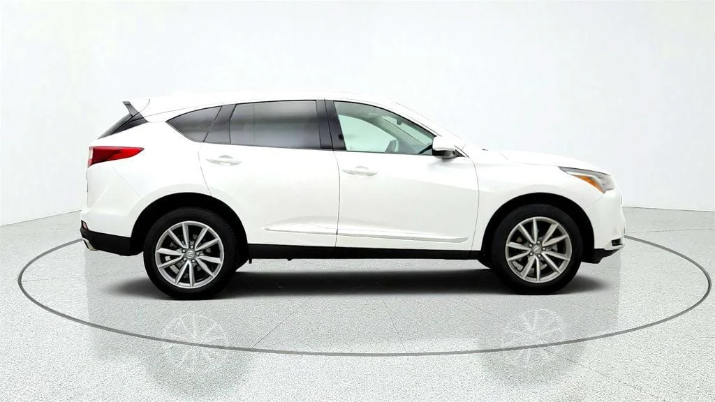 Used 2024 Platinum White Pearl Acura SH-AWD w/Technology Package image 4