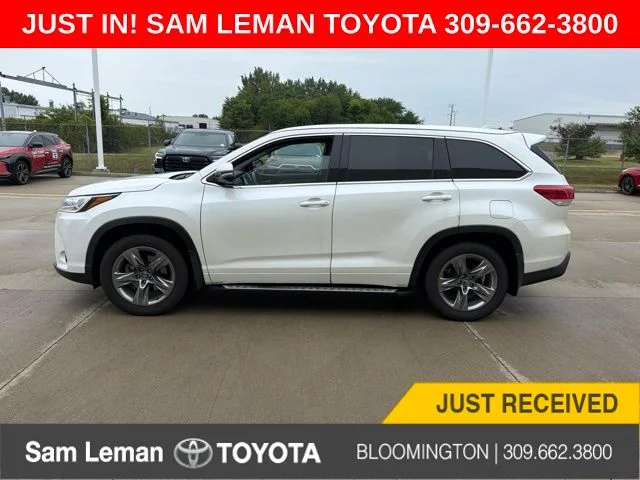 2018 Toyota Highlander Limited Platinum for sale at Sam Leman Toyota of Bloomington