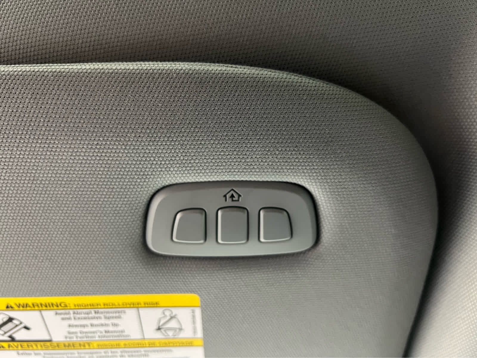 Used 2023 Star White Metallic Tri-Coat Ford LARIAT image 27