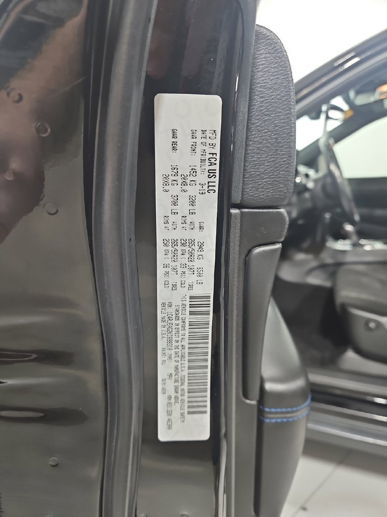 Used 2019 Black Jeep Laredo image 29
