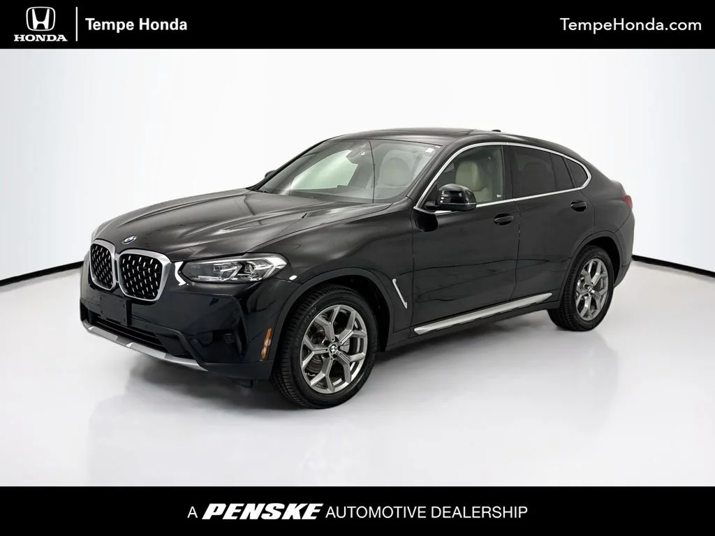 2022 BMW X4 xDrive30i's photo
