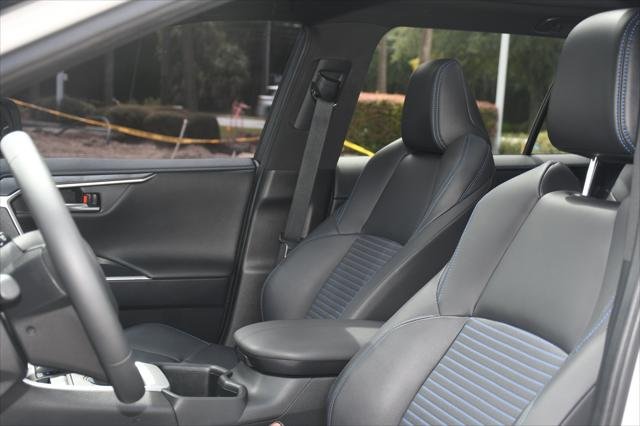 Certified Used 2024 MID BLK/WIND CHILL Toyota  image 13