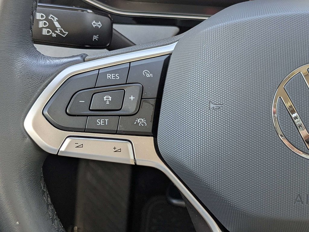 2025 Volkswagen Jetta SE - Photo 25