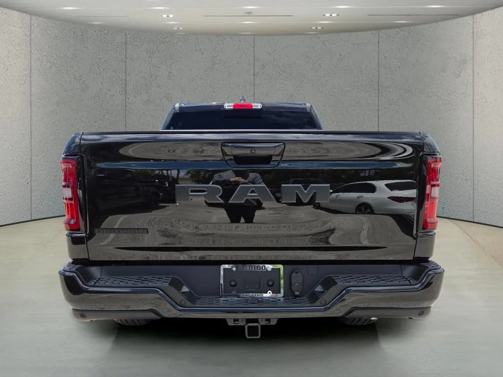 New 2026 Diamond Black Crystal Pearl-Coat Exterior Paint RAM Big Horn image 6