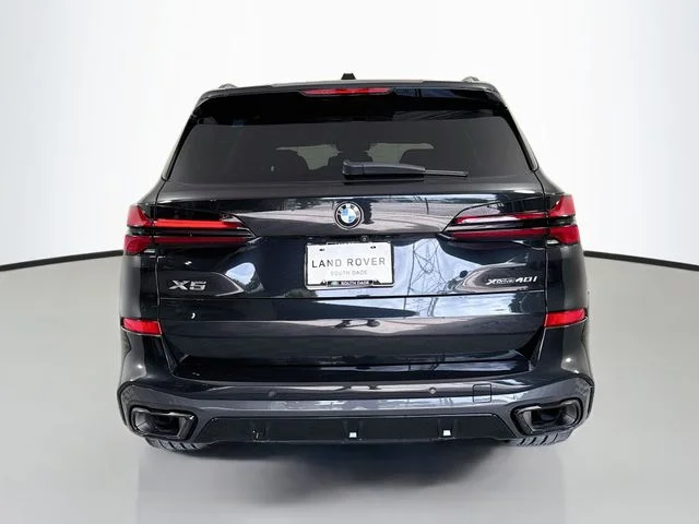 Used 2024 Black BMW xDrive40i image 6
