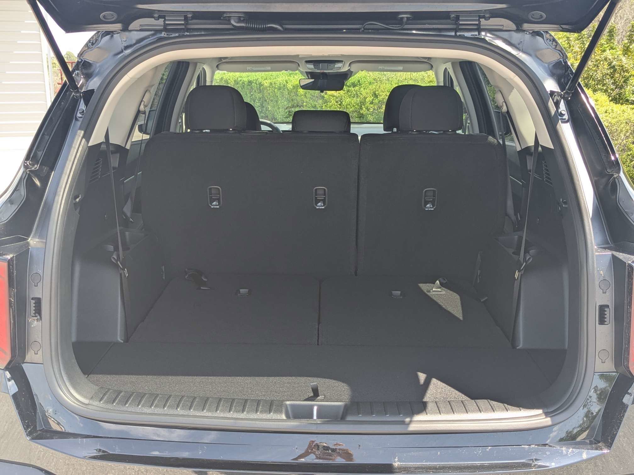 New 2026 Ebony Black Kia LX image 13