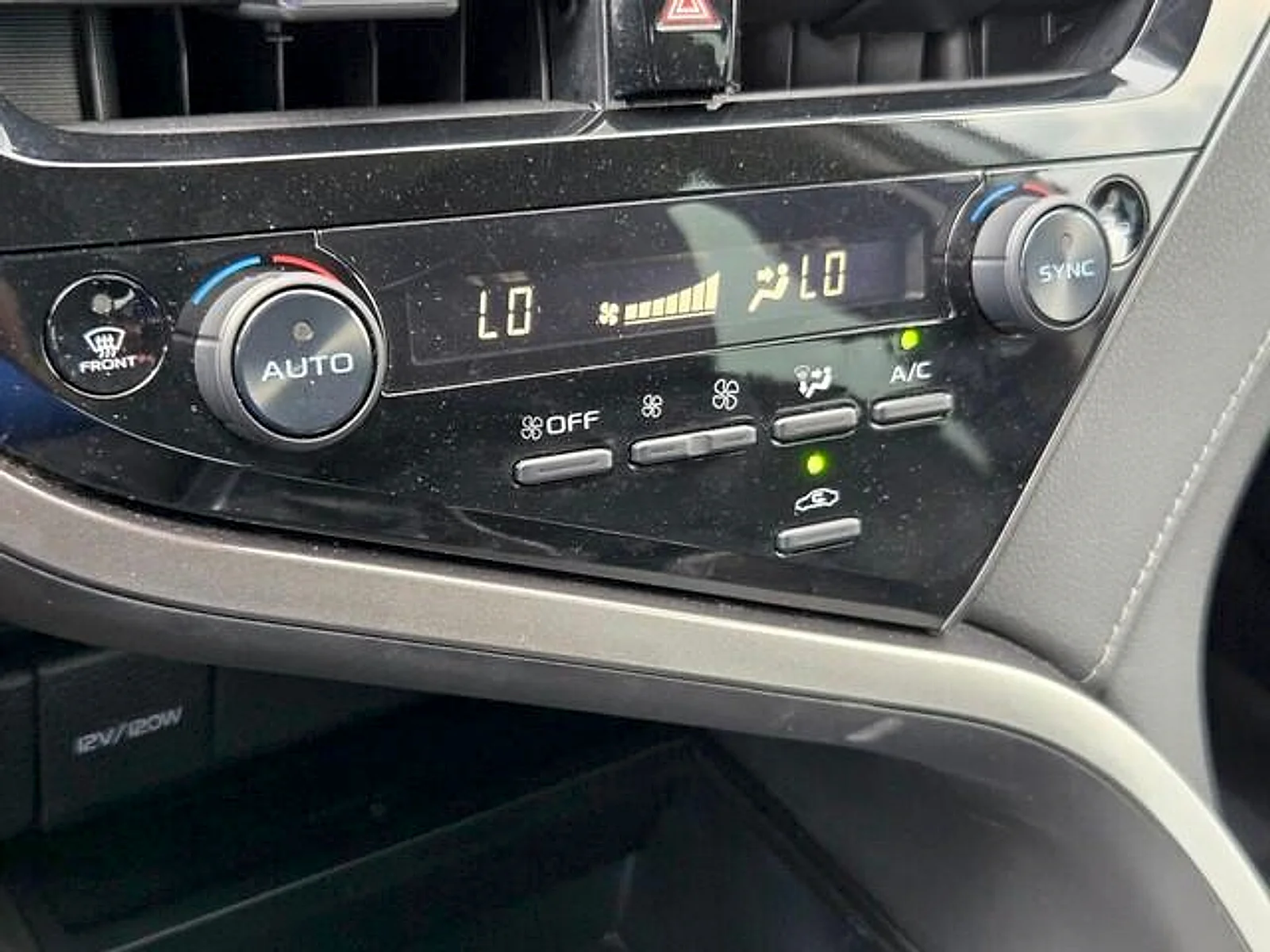 Used 2021 Wind Chill Pearl Toyota XLE image 17