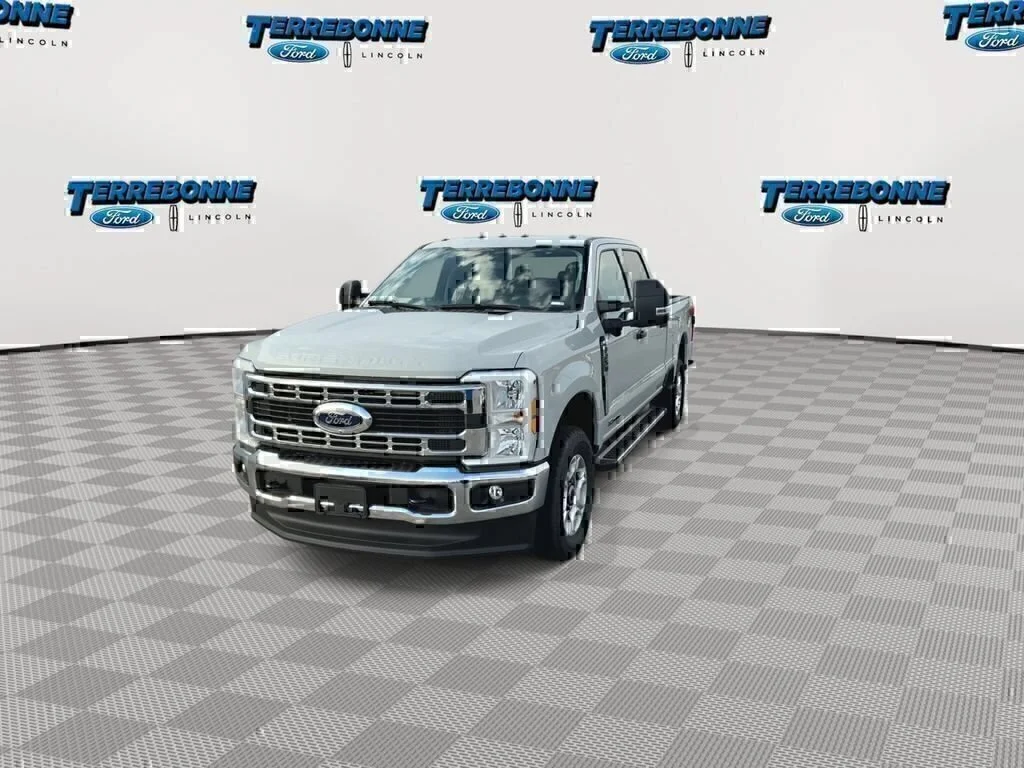 New 2026 Avalanche Ford F-250® XLT image 3