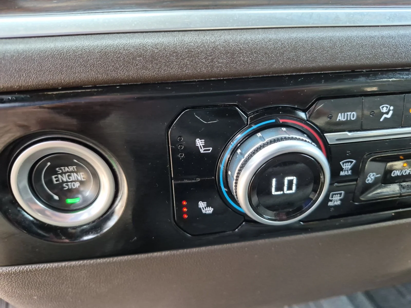 Used 2022 Quicksilver Metallic GMC SLT image 22