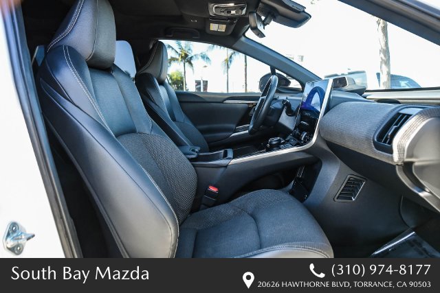 Used 2023 Beige Toyota XLE image 15