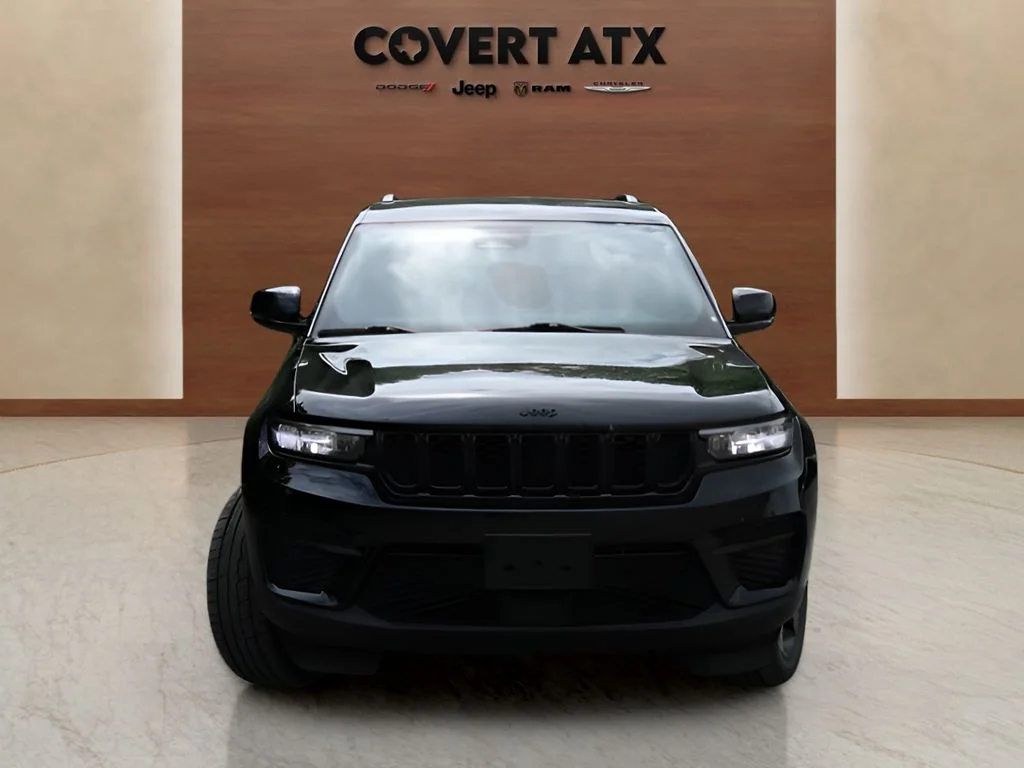 Used 2023 Black Jeep Altitude X image 8