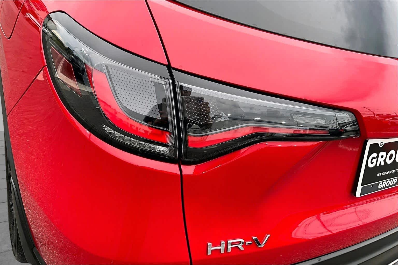 Used 2024 Milano Red Honda Sport image 29