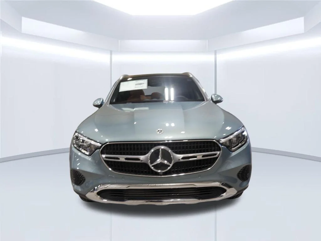 New 2026 Verde Silver Metallic Mercedes-Benz GLC 300 image 58