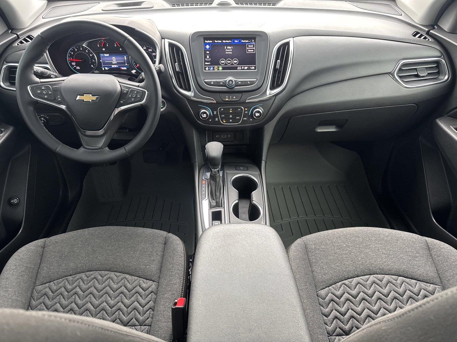 Used 2023 SUMMIT WHITE Chevrolet LT image 13