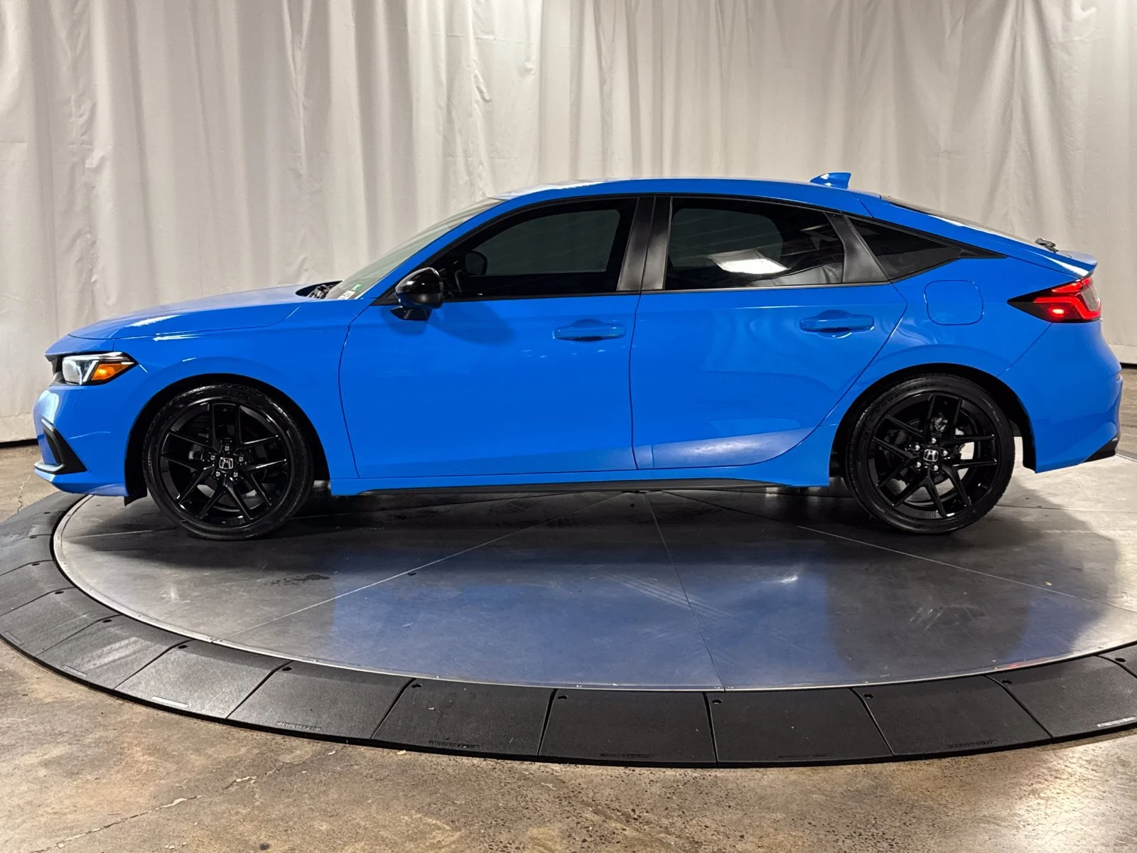 2024 Honda Civic Hatchback Sport - Photo 32