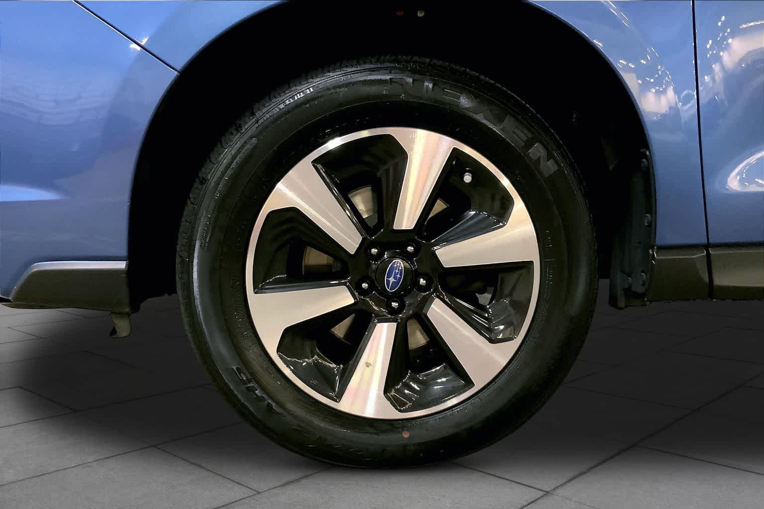 Used 2017 Quartz Blue Pearl Subaru  image 11