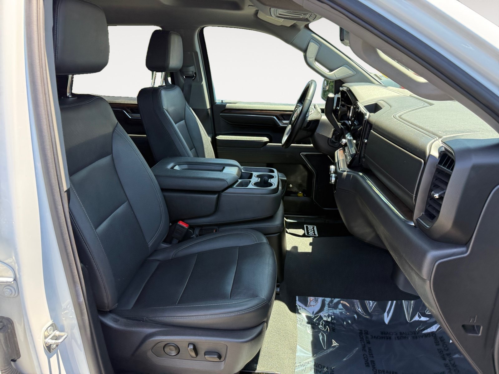 Used 2024 Summit White GMC SLT image 18