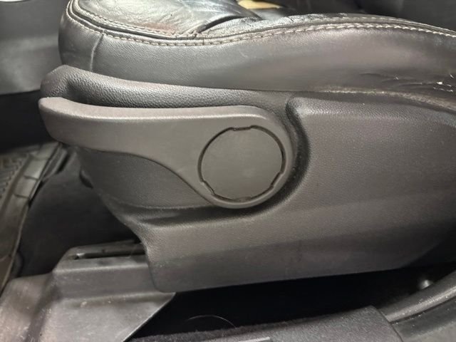 2010 Ford Focus SEL - Photo 9