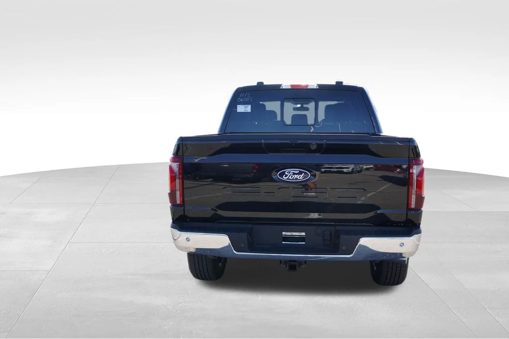 New 2026 Agate Black Metallic Ford Lariat image 4