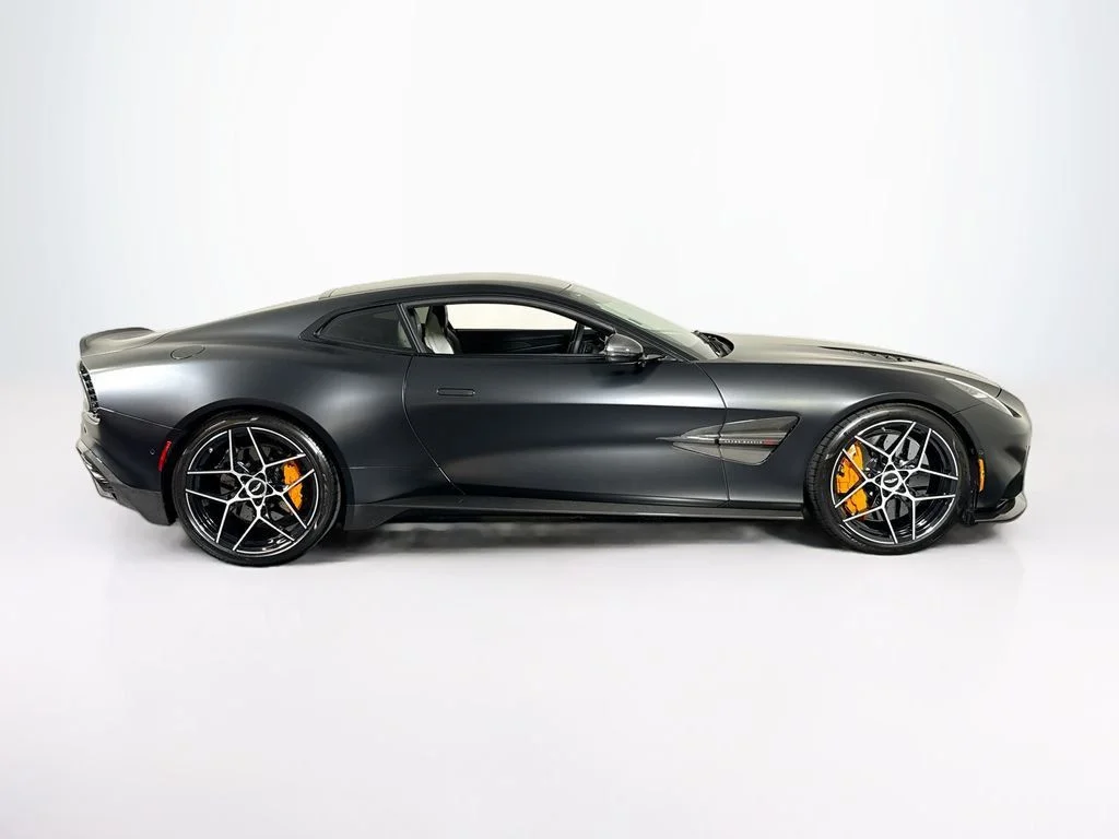 Used 2025 Oberon Black Aston Martin V12 image 6