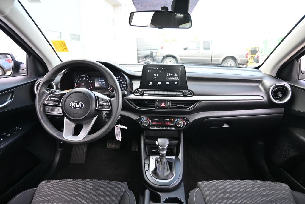 Certified Used 2019 Silky Silver Kia LXS image 25
